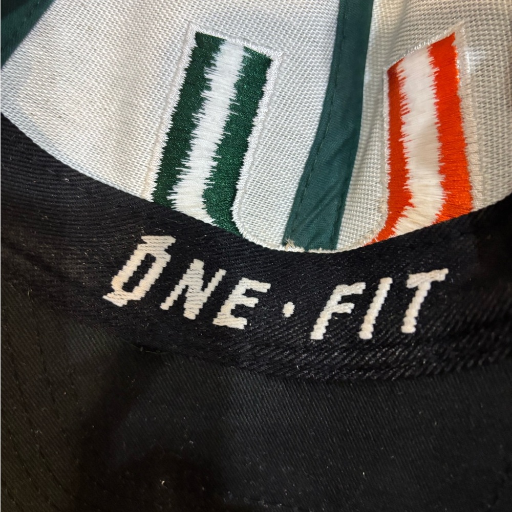 🌸 University Of Miami Hat Cap Fitted
M Green Stretch Baseball 🌸 - Picture 5 of 7